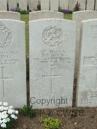 Bethune Town Cemetery - Wood, Thomas George