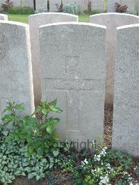 Bethune Town Cemetery - Woodley, Ellis