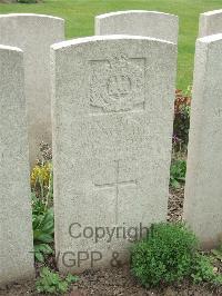 Bethune Town Cemetery - Wright, William