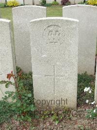Bethune Town Cemetery - Young, David William