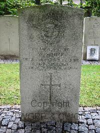 Frederikshavn Cemetery - White, W