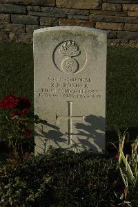 Bois-Carre Military Cemetery Haisnes - Bosher, Ronald Frederick