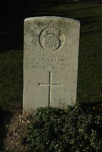 Bois-Carre Military Cemetery Haisnes - Bradford, G