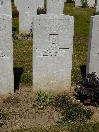 Flatiron Copse Cemetery - Holmes, H J