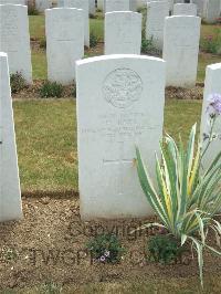 Lonsdale Cemetery - Barr, H