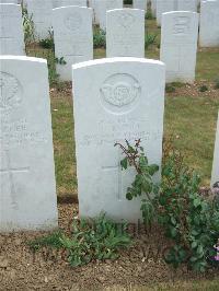 Lonsdale Cemetery - Byton, F