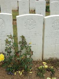 Lonsdale Cemetery - Carruthers, W