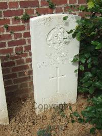 Lonsdale Cemetery - Clarke, H