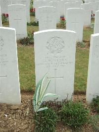 Lonsdale Cemetery - Collins, J W