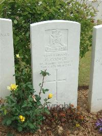 Lonsdale Cemetery - Cooper, G