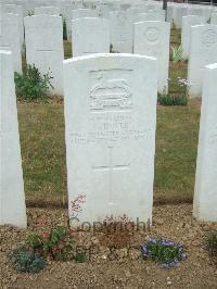 Lonsdale Cemetery - Doyle, R