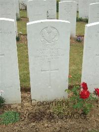Lonsdale Cemetery - Eades, W
