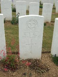 Lonsdale Cemetery - Elliott, W C