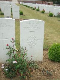 Lonsdale Cemetery - Elliott, W