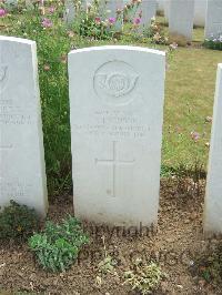 Lonsdale Cemetery - Evinson, F
