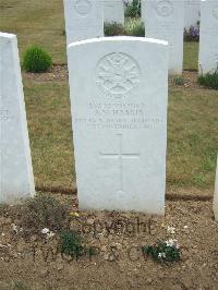 Lonsdale Cemetery - Harris, A V