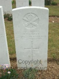 Lonsdale Cemetery - Hewitt, T