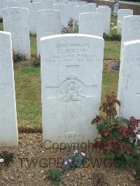 Lonsdale Cemetery - Holden, H