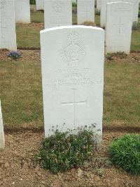 Lonsdale Cemetery - Kent, F J