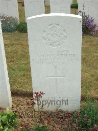 Lonsdale Cemetery - MacKenzie, John MacRae