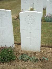 Lonsdale Cemetery - MacNab, W C