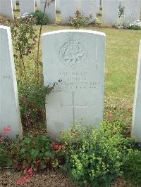Lonsdale Cemetery - Moore, Ernest