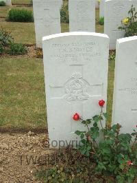 Lonsdale Cemetery - Noyes, C R B