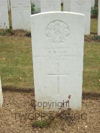 Lonsdale Cemetery - Orr, T D