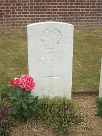 Lonsdale Cemetery - Paton, W S