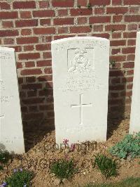 Lonsdale Cemetery - Pollard, H