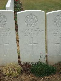 Lonsdale Cemetery - Shuttleworth, S H