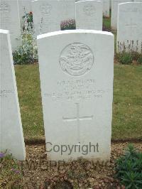 Lonsdale Cemetery - Smith, F