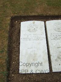 Mill Road Cemetery - Carr, S