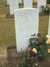 Mill Road Cemetery - Cowans, P