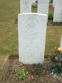 Mill Road Cemetery - Fisher, L