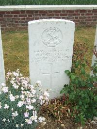 Mill Road Cemetery - Griffiths, Walter Harold