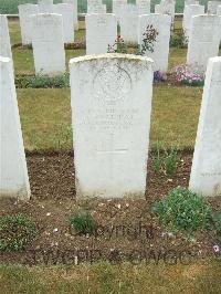 Mill Road Cemetery - Halliday, T