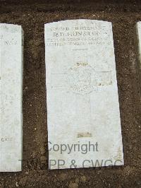 Mill Road Cemetery - Hunston, Robert Donald