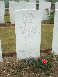 Mill Road Cemetery - Knott, H E