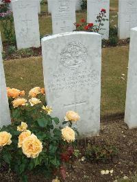 Mill Road Cemetery - Mellenfield, Cecil Beven