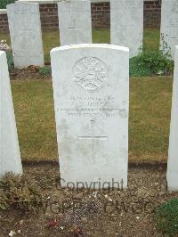 Mill Road Cemetery - Thorpe, H
