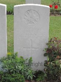 Fosse No.10 Communal Cemetery Extension Sains-En-Gohelle - Epps, C W