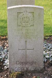 St. Sever Cemetery Rouen - Cross, Francis James