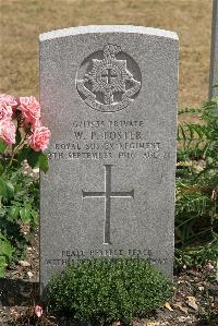 St. Sever Cemetery Rouen - Foster, William Percy