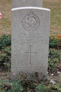 St. Sever Cemetery Rouen - Huxley, T C A