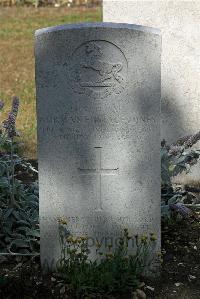 St. Sever Cemetery Rouen - Jones, Norman Eustace