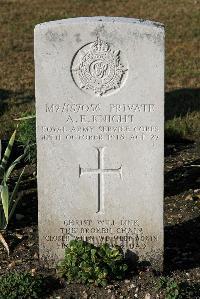 St. Sever Cemetery Rouen - Knight, Albert Edward