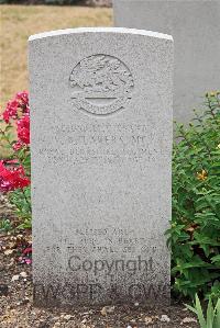 St. Sever Cemetery Rouen - Lavers, Victor Alfred