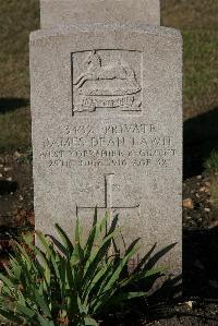 St. Sever Cemetery Rouen - Lawn, James Dean
