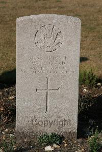 St. Sever Cemetery Rouen - Leonard, William